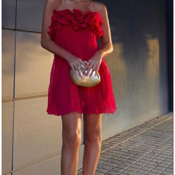 Zara Raspberry Red Off-Shoulder Dress - Picture 6 of 6